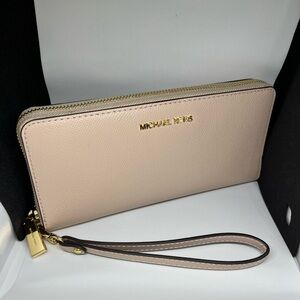 Michael Kors Leather Continental Wallet/Wristlet in Soft Pink